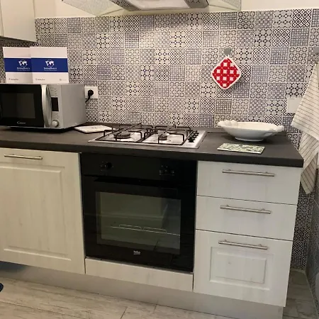 Studio Fur 2 Personen Ca 40 M In Genua, Italienische Riviera Italienische Westkuste Διαμέρισμα