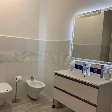 Studio Fur 2 Personen Ca 40 M In Genua, Italienische Riviera Italienische Westkuste شقة *
